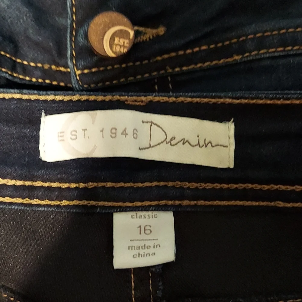 2 pairs of jeans EST. 1946 - Picture 3 of 3